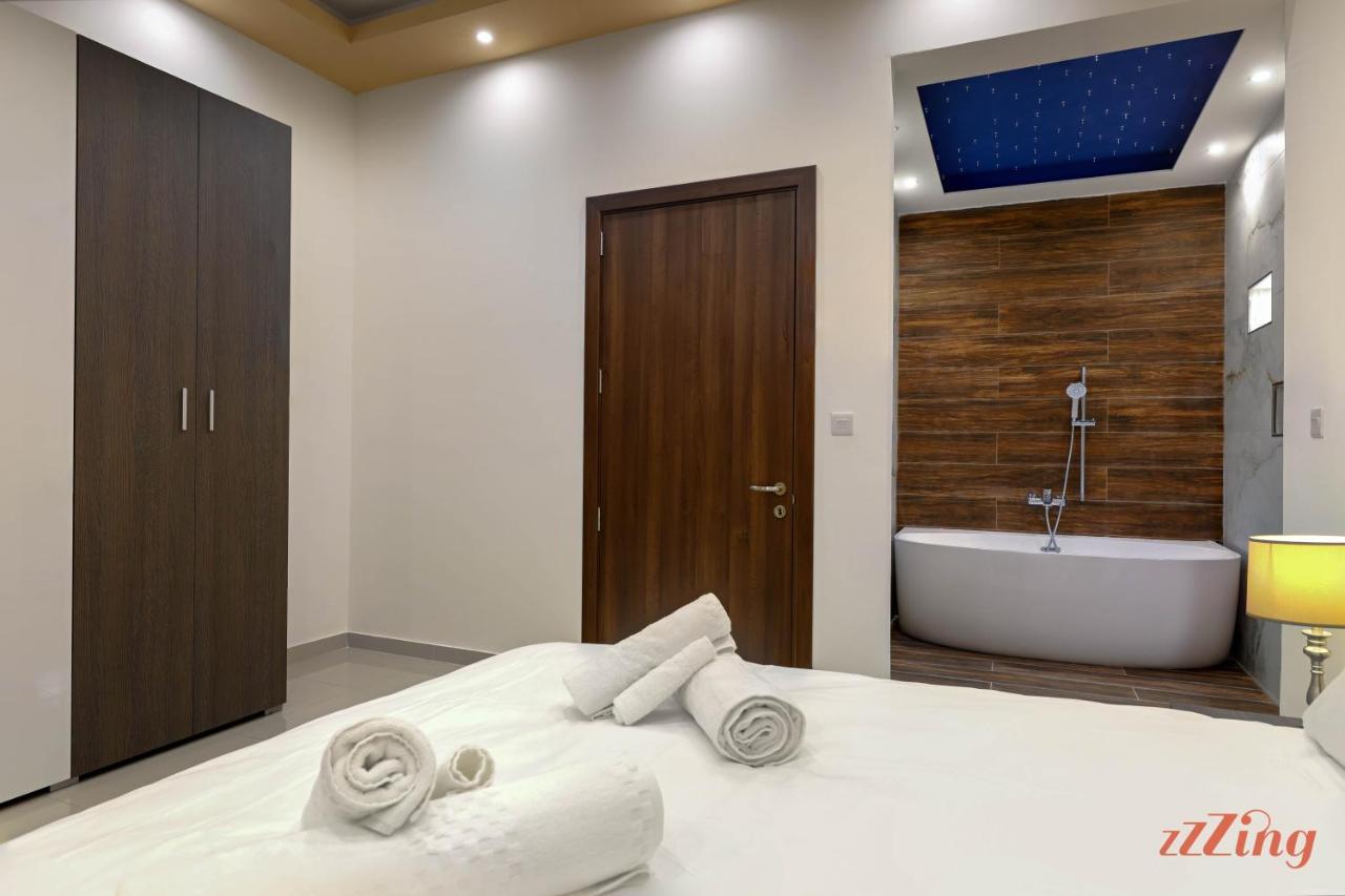 Gem Beachfront Apt With Amazing Bay And Sea Views Birzebbuga Exterior foto