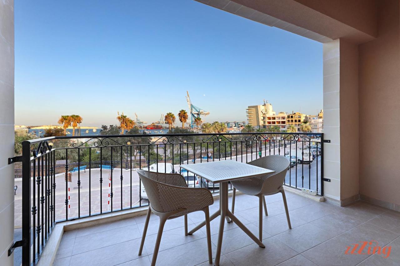 Gem Beachfront Apt With Amazing Bay And Sea Views Birzebbuga Exterior foto