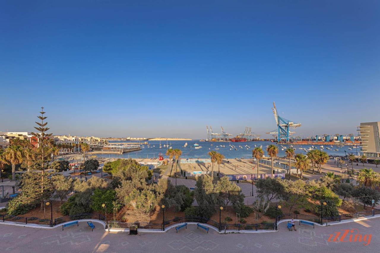 Gem Beachfront Apt With Amazing Bay And Sea Views Birzebbuga Exterior foto